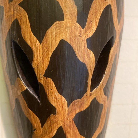 Hand Painted Wooden African Animal Wall Decor
Giraffe Mask Made in Indonesia - Picture 9 of 12